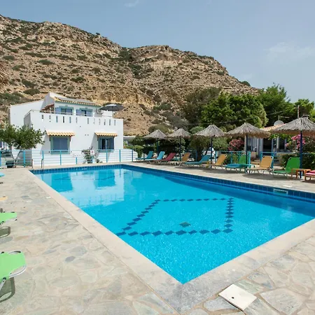 Coral Hotel 2*
